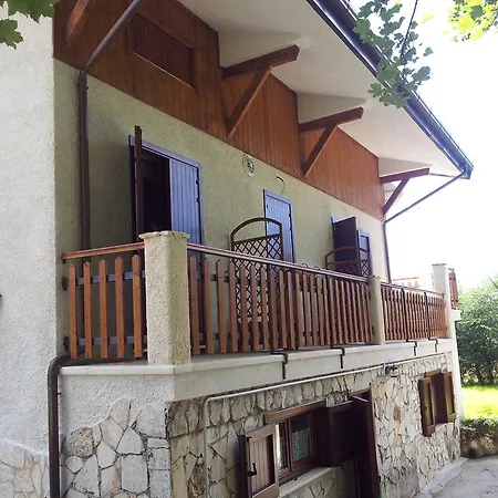 Gasthuis Rifugio Del Pettirosso Pescasseroli