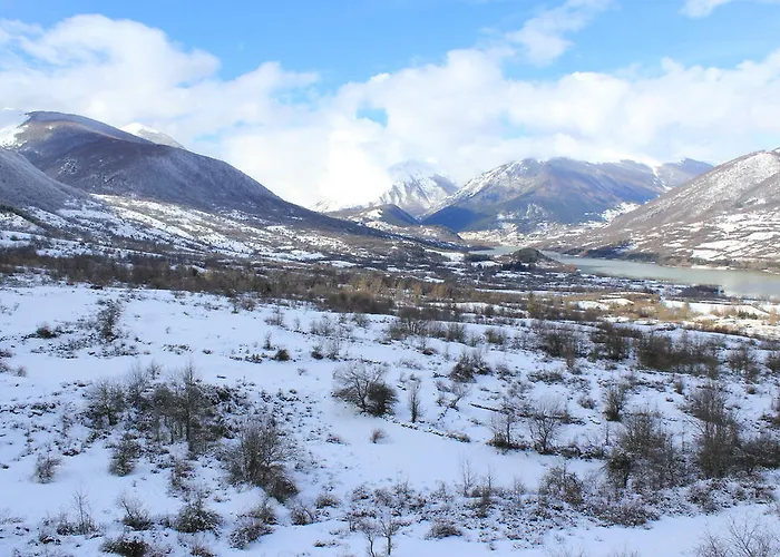 Rifugio Del Pettirosso Пескассероли